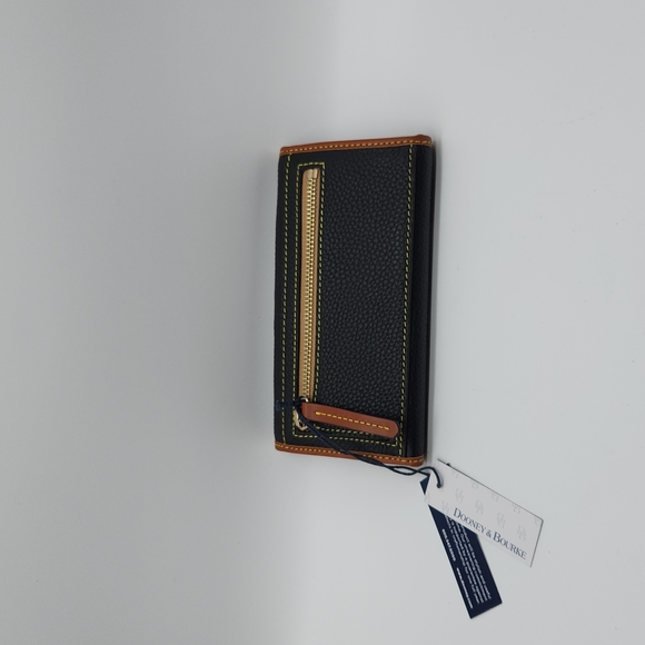 New Dooney & Bourke Pebble Grain Continental Clutch Black - Picture 8 of 13